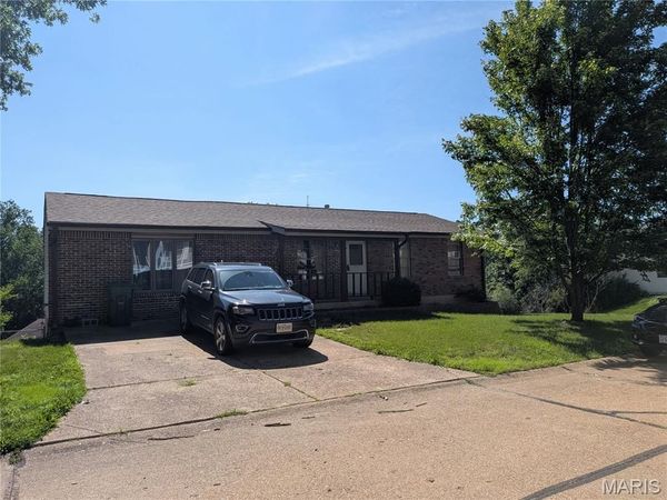 2552 Somerville Drive , High Ridge, MO 63049