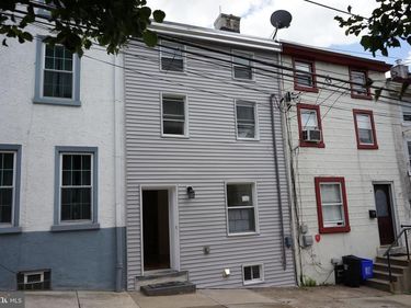 135 GAY STREET , PHILADELPHIA, PA 19127