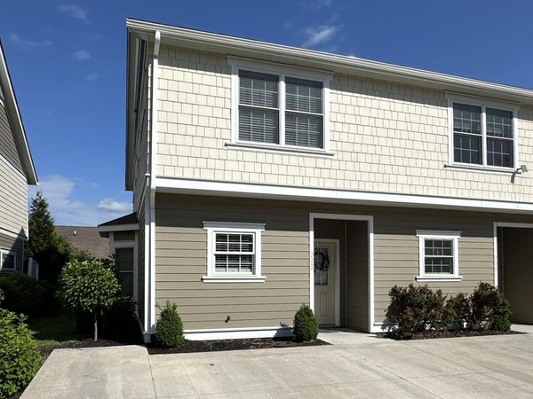 202 Blackbird Village Cir, Lewisburg, WV 24901