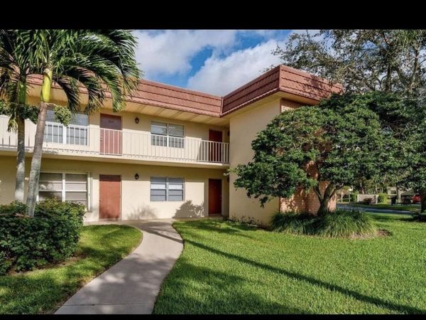 25 Vista Gardens Trail , Unit 204, Vero Beach, FL 32962