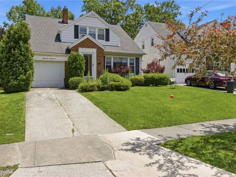 2431 White Road , University Heights, OH 44118 Photo 2