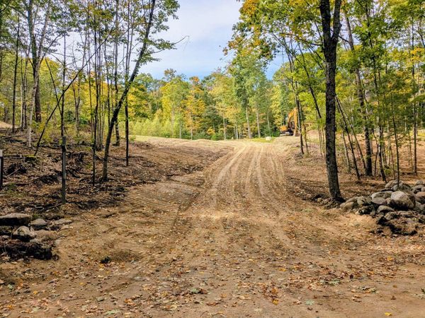 51 Old Colony Rd, Princeton, MA 01541