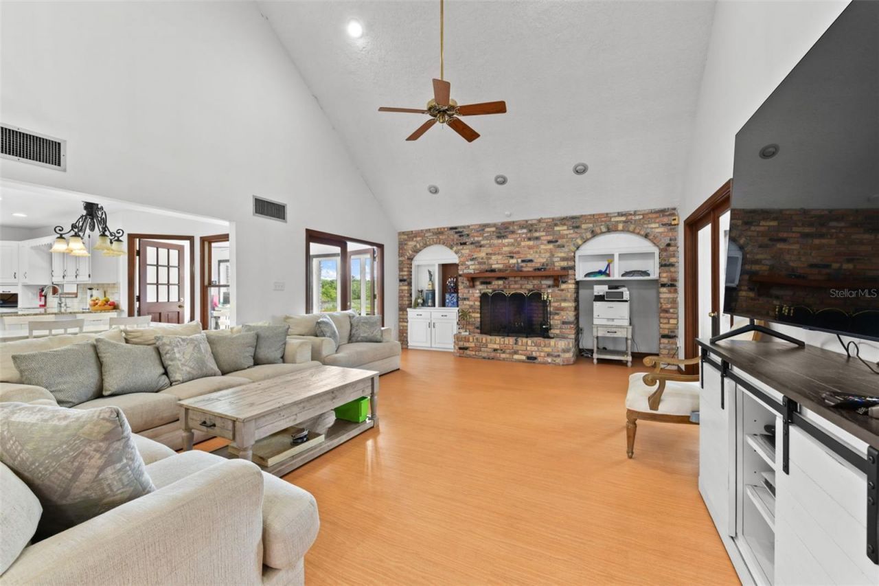 5750 Oak Hollow Lane , Oviedo, FL 32765 Photo