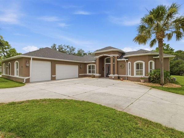 11145 MOUNTAIN MOCKINGBIRD RD, WEEKI WACHEE, FL 34614