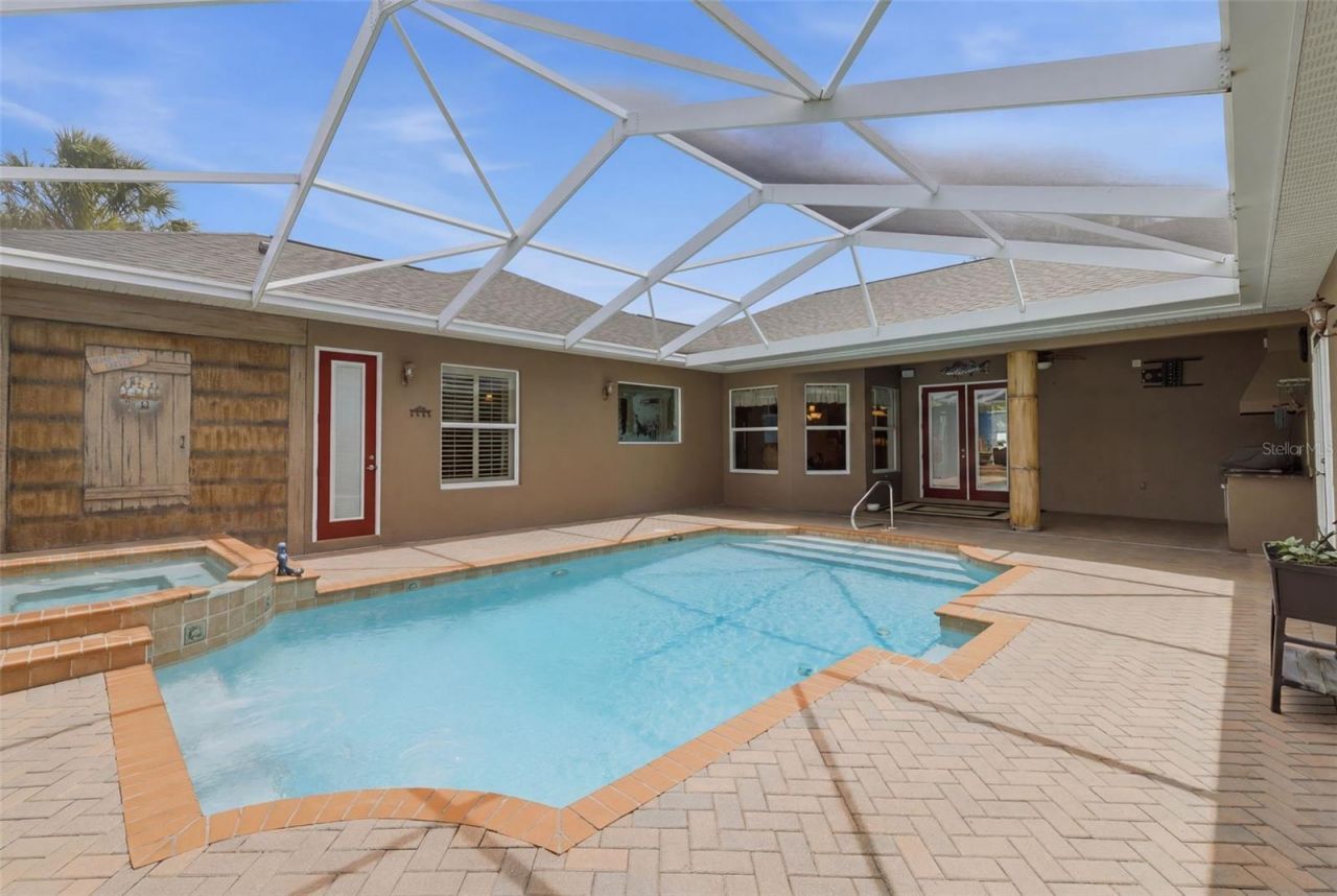11145 Mountain Mockingbird Rd, Weeki Wachee, FL 34614 Photo
