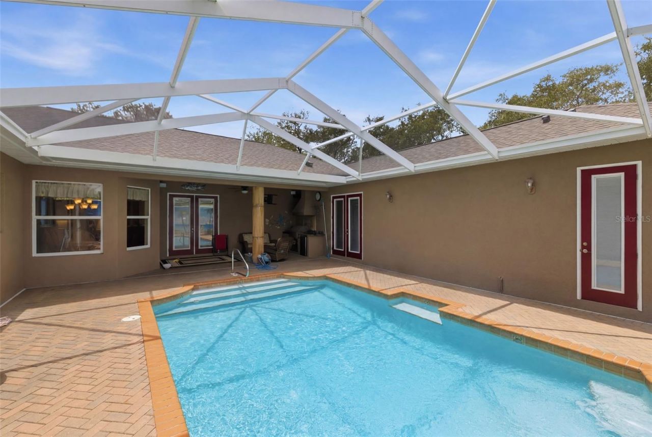 11145 Mountain Mockingbird Rd, Weeki Wachee, FL 34614 Photo