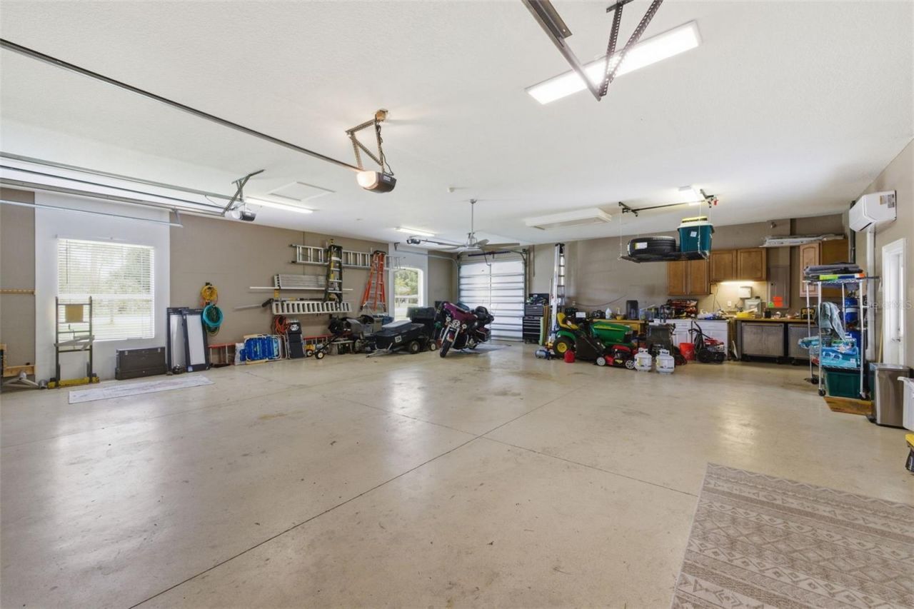 11145 Mountain Mockingbird Rd, Weeki Wachee, FL 34614 Photo