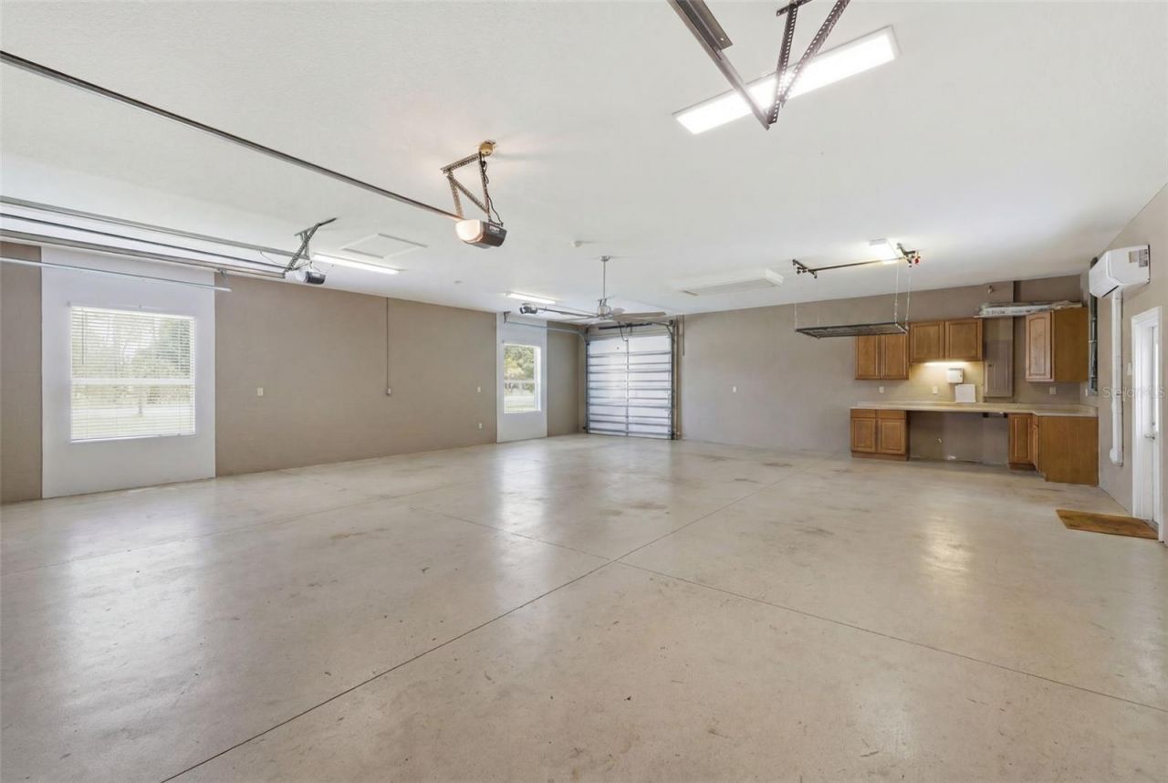 11145 Mountain Mockingbird Rd, Weeki Wachee, FL 34614 Photo