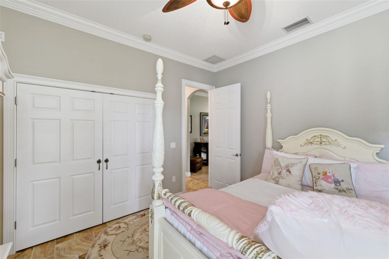 11145 Mountain Mockingbird Rd, Weeki Wachee, FL 34614 Photo