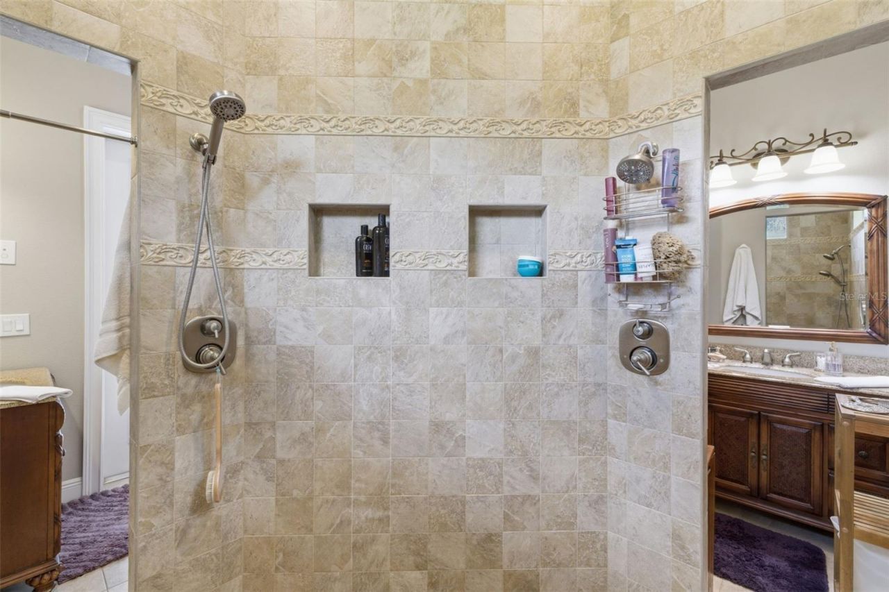 11145 Mountain Mockingbird Rd, Weeki Wachee, FL 34614 Photo