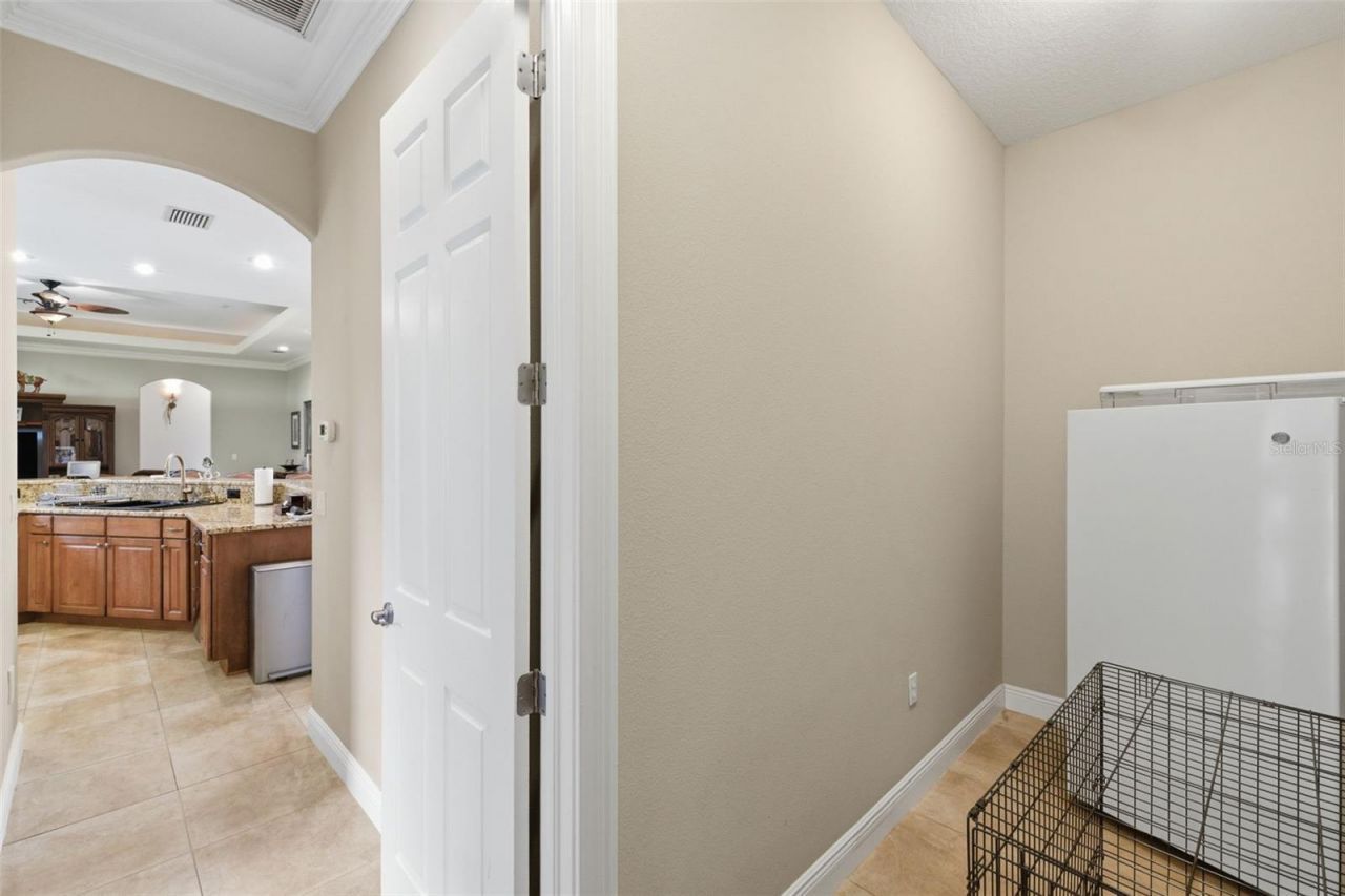 11145 Mountain Mockingbird Rd, Weeki Wachee, FL 34614 Photo