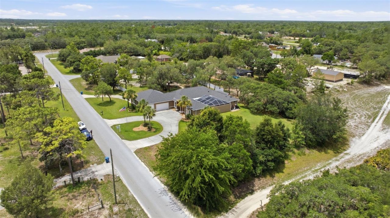 11145 Mountain Mockingbird Rd, Weeki Wachee, FL 34614 Photo