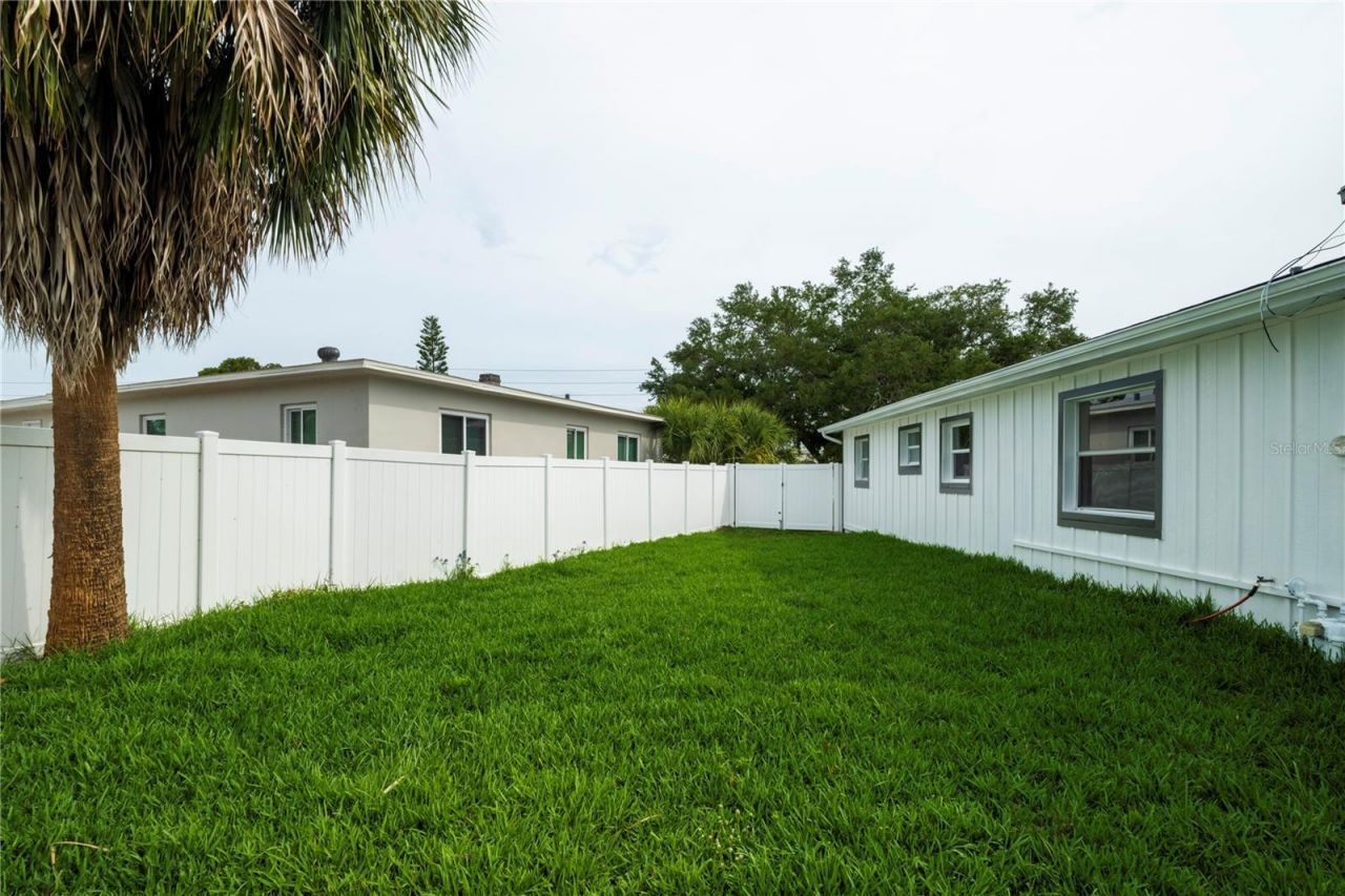 3730 75th Street N, Saint Petersburg, FL 33710 Photo