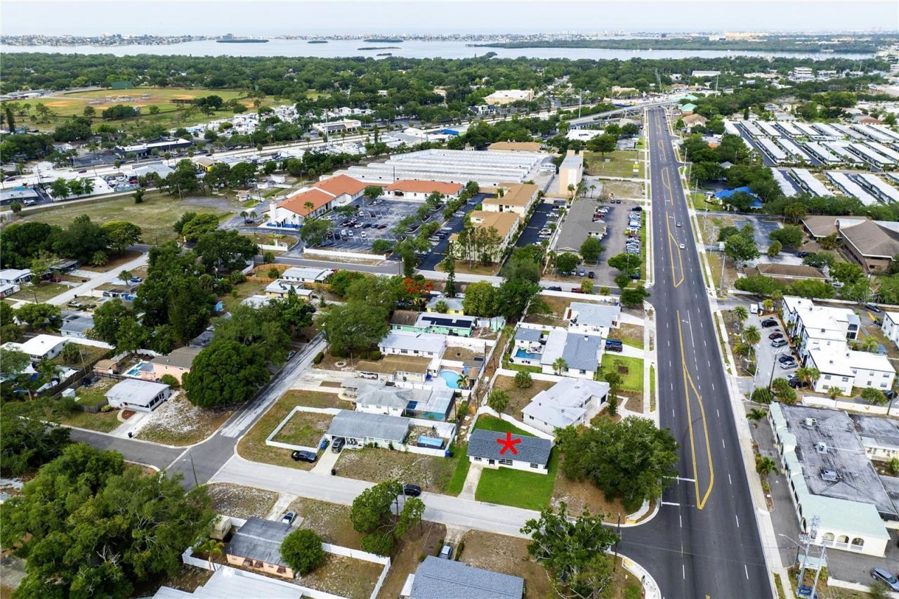 3730 75th Street N, Saint Petersburg, FL 33710 Photo