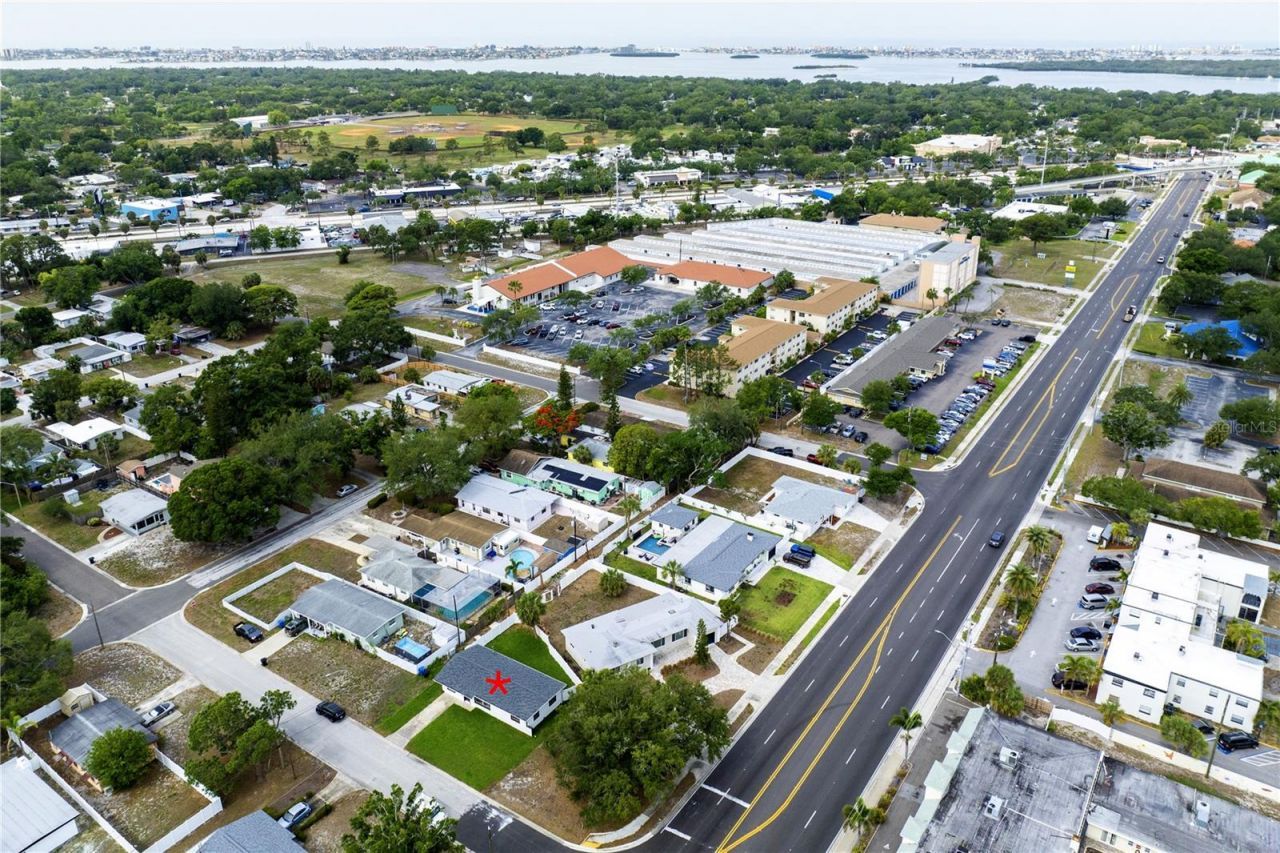 3730 75th Street N, Saint Petersburg, FL 33710 Photo