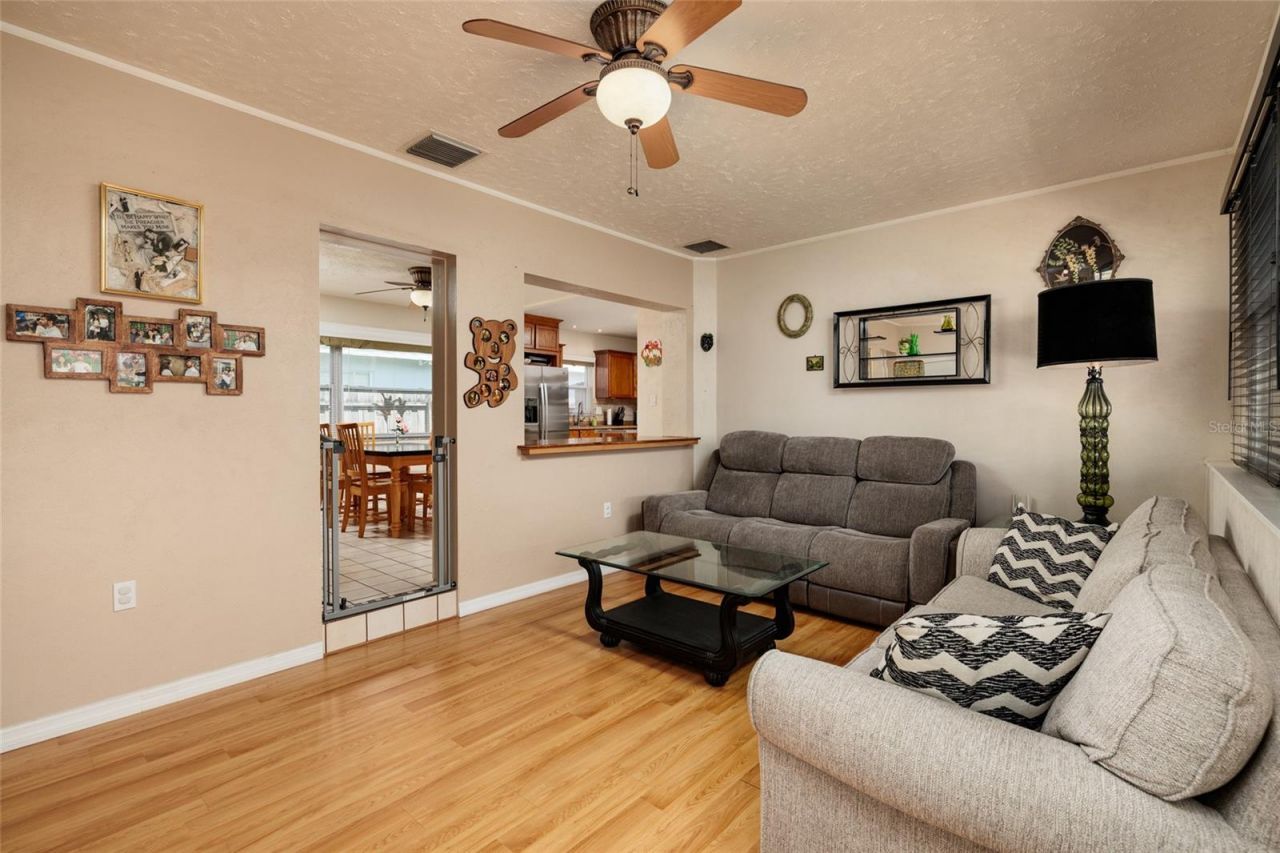 511 74th Avenue N, Saint Petersburg, FL 33702 Photo