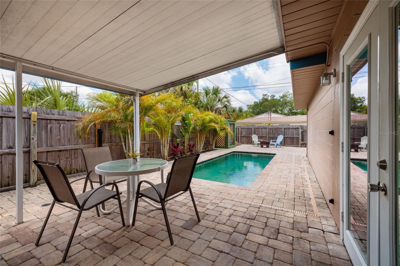 511 74th Avenue N, Saint Petersburg, FL 33702 Photo