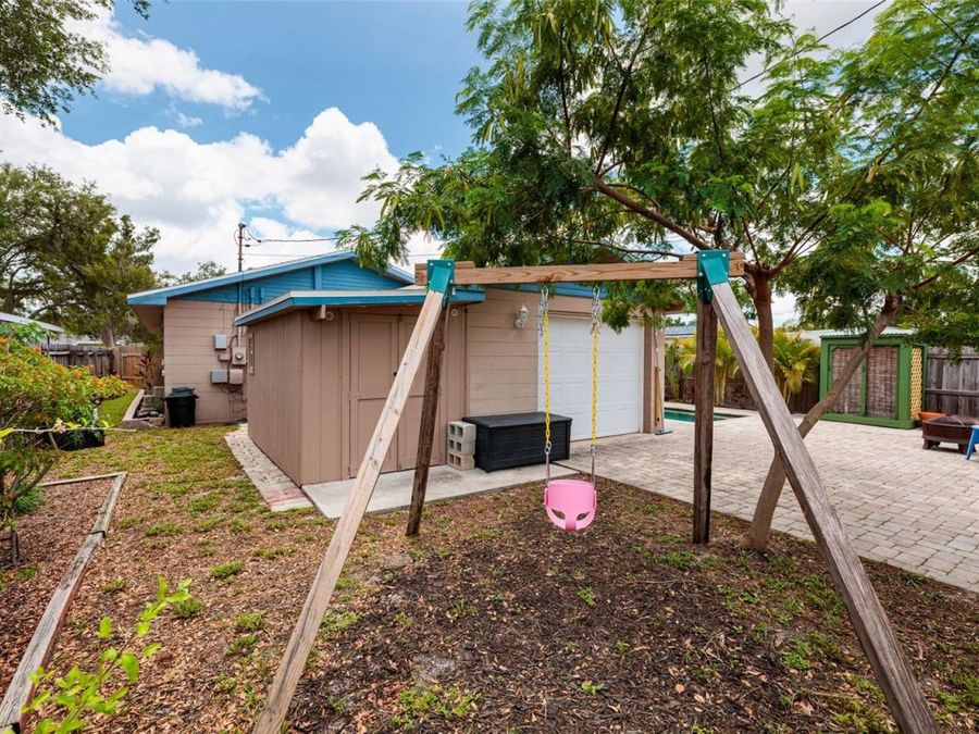 Property Image 33