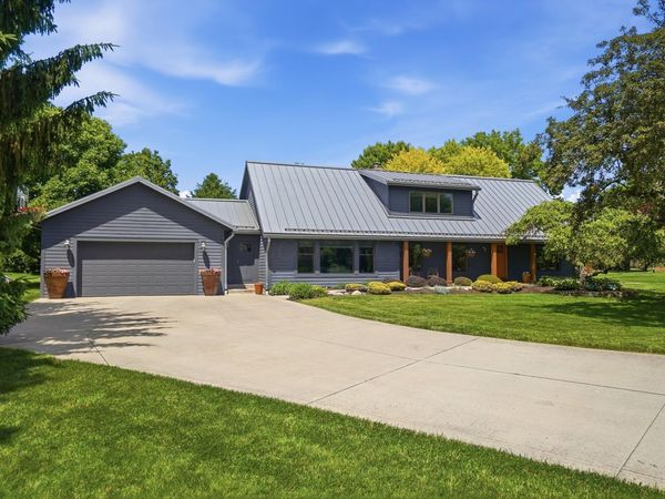 5540 Sunset Court, Unit Sunset Cou, Powell, OH 43065