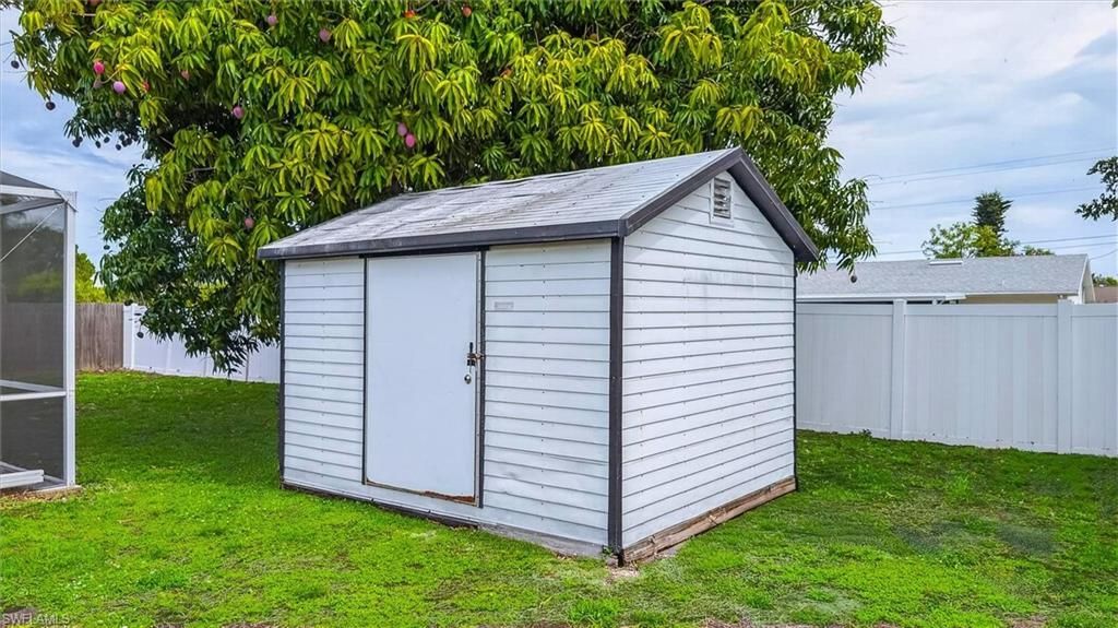 1421 SE 31st St, Cape Coral, FL 33904 Photo
