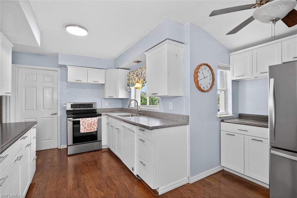 1421 SE 31st St, Cape Coral, FL 33904 Photo