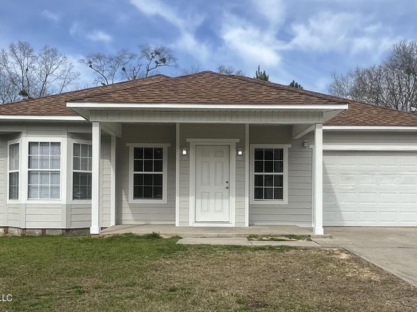 11601 Oaklane Drive, Gulfport, MS 39503
