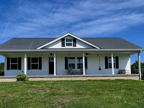 4 Lewis James Ln , Riddleton, TN 37151