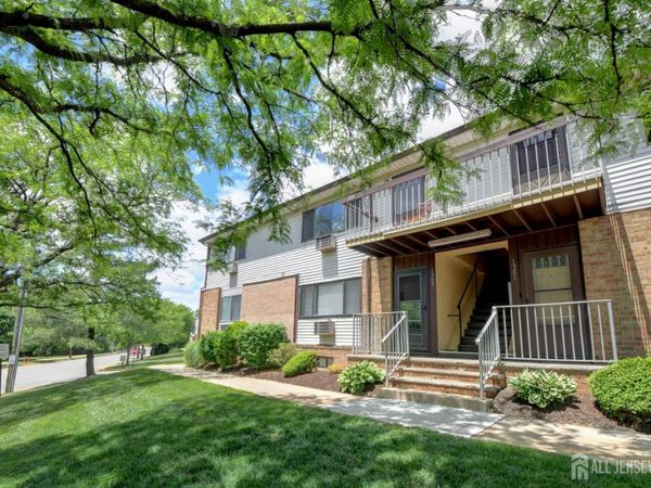 1303 Cricket Lane, Woodbridge, NJ 07095