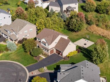 6224 Urbandale Lane N, Maple Grove, MN 55311