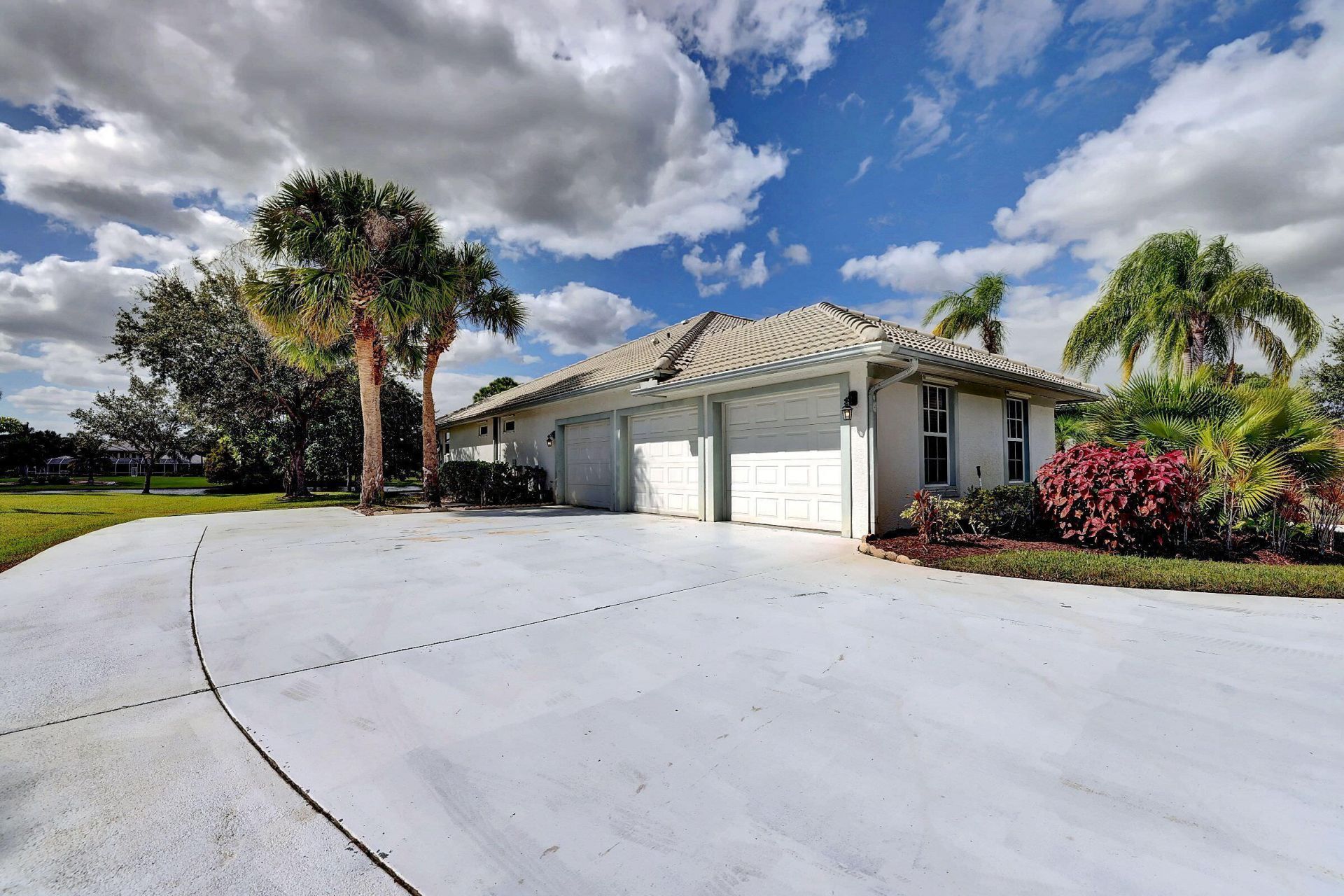 8028 Plantation Lakes Drive, Port Saint Lucie, FL 34986 Photo