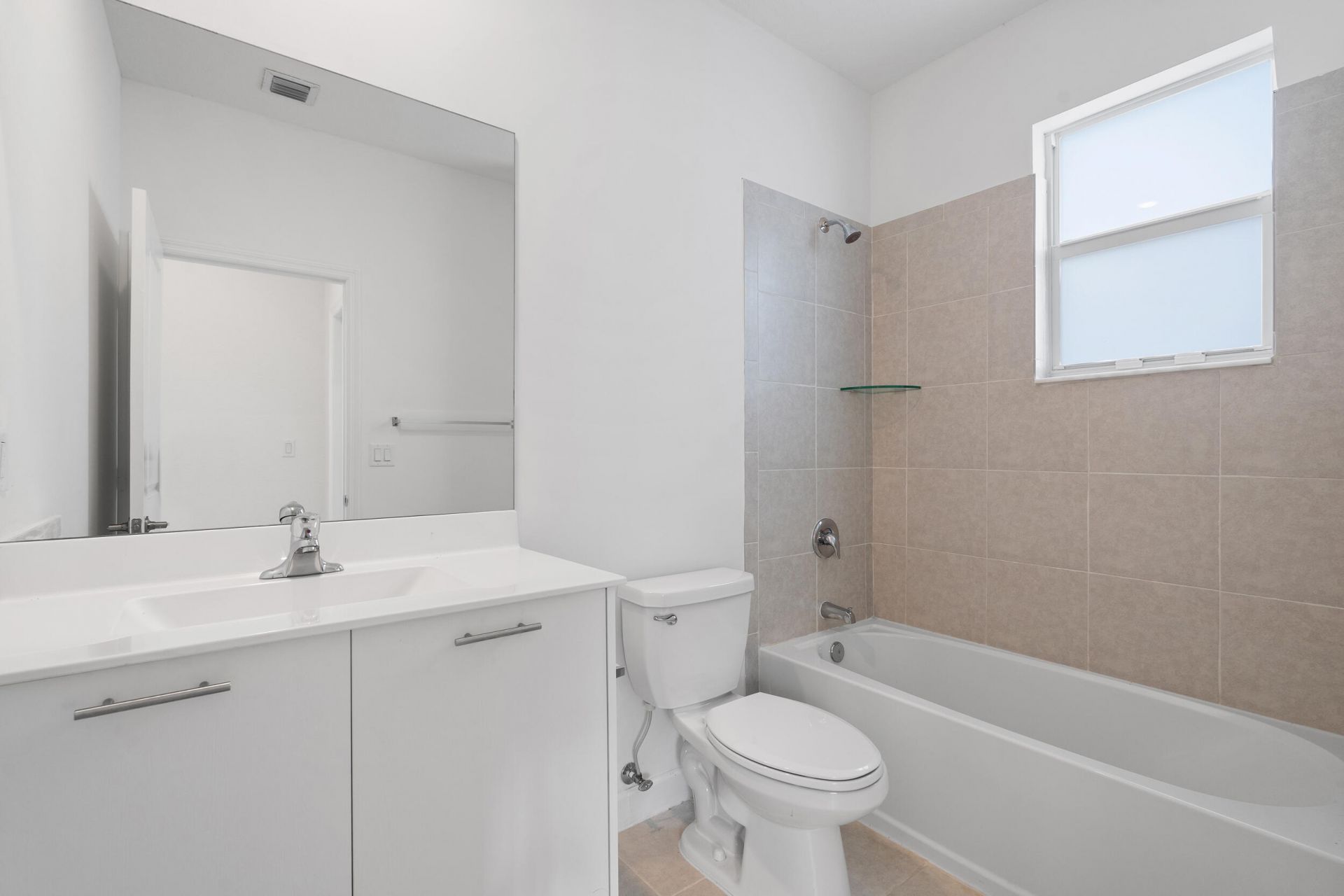 2405 NW 131st Circle, Miami, FL 33167 Photo