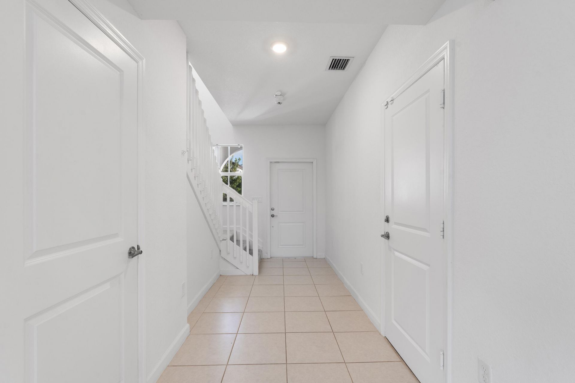 2405 NW 131st Circle, Miami, FL 33167 Photo