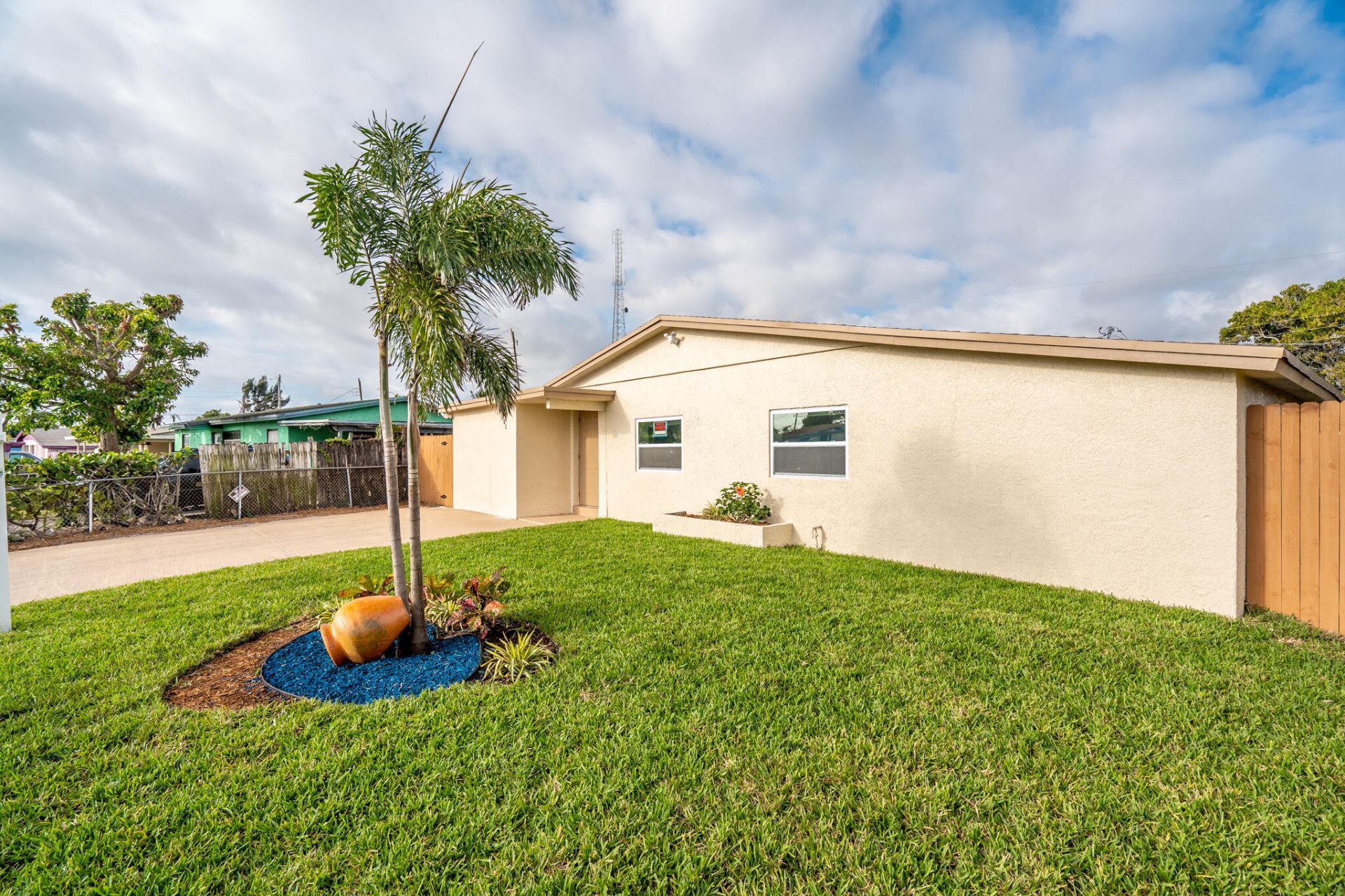 1601 NW 3rd Lane, Boynton Beach, FL 33435 Photo
