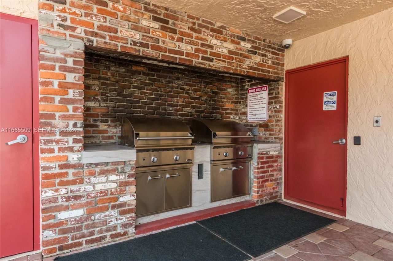 1015 Country Club Drive, Unit 307, Margate, FL 33063 Photo