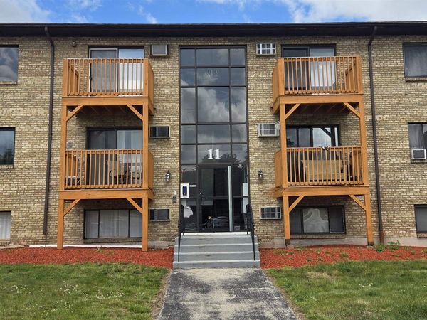 11 Lancelot Court, Unit 7, Salem, NH 03079
