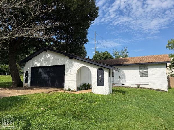 2020 Cenwood Drive, Jonesboro, AR 72401