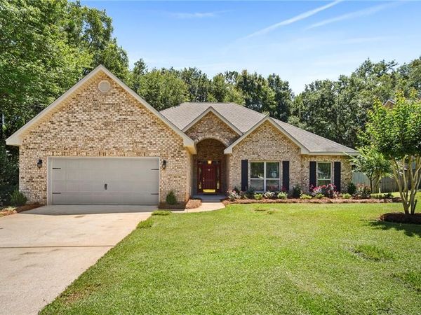 556 Calibre Street, Fairhope, AL 36532