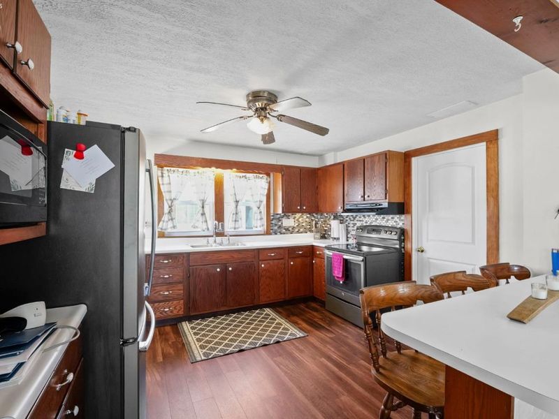 506 S Patterson Street, Carey, OH 43316 Photo 6