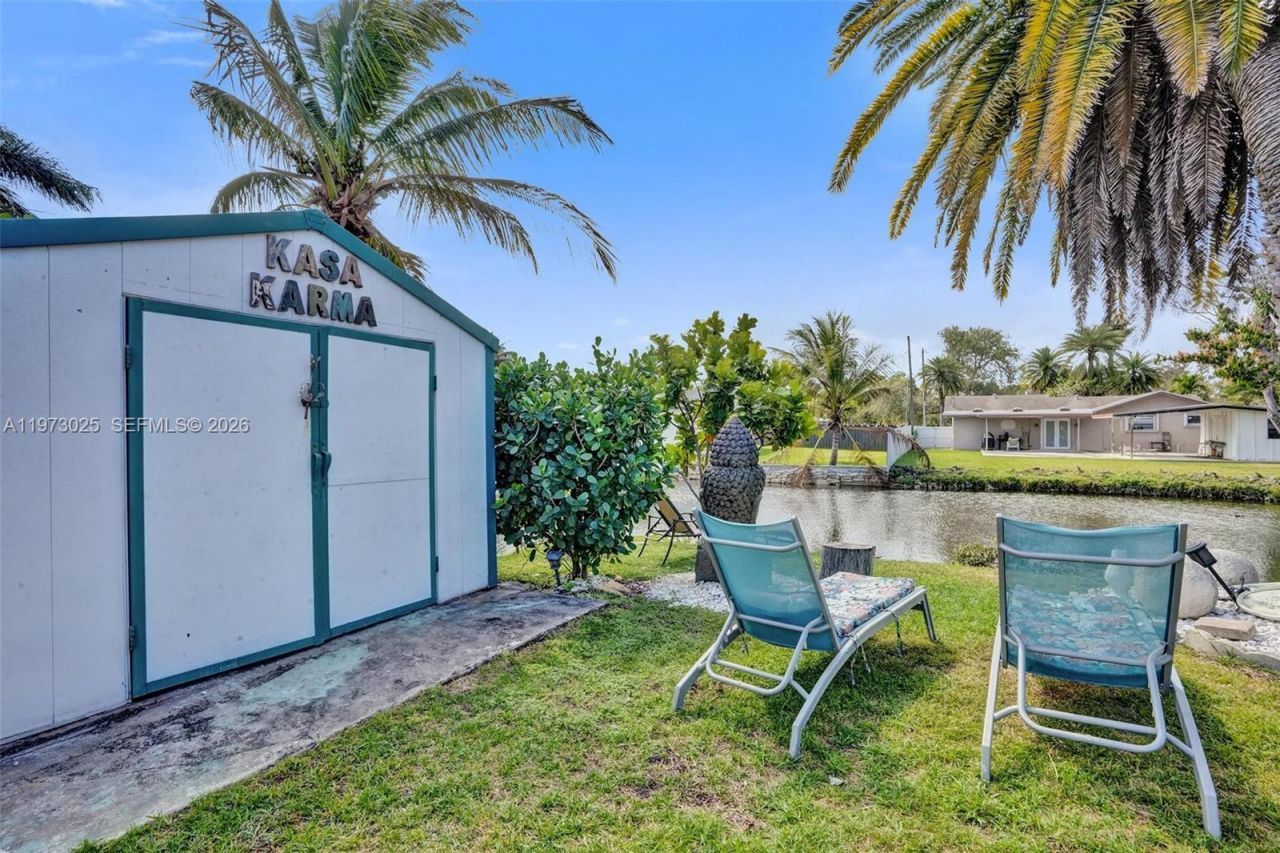 609 SW 2nd Ave , Hallandale Beach, FL 33009 Photo
