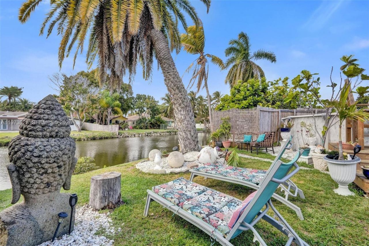 609 SW 2nd Ave , Hallandale Beach, FL 33009 Photo