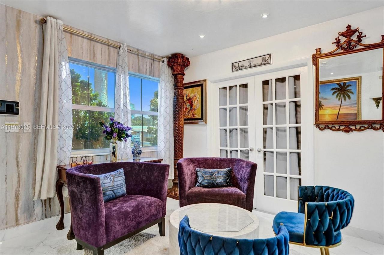 609 SW 2nd Ave , Hallandale Beach, FL 33009 Photo