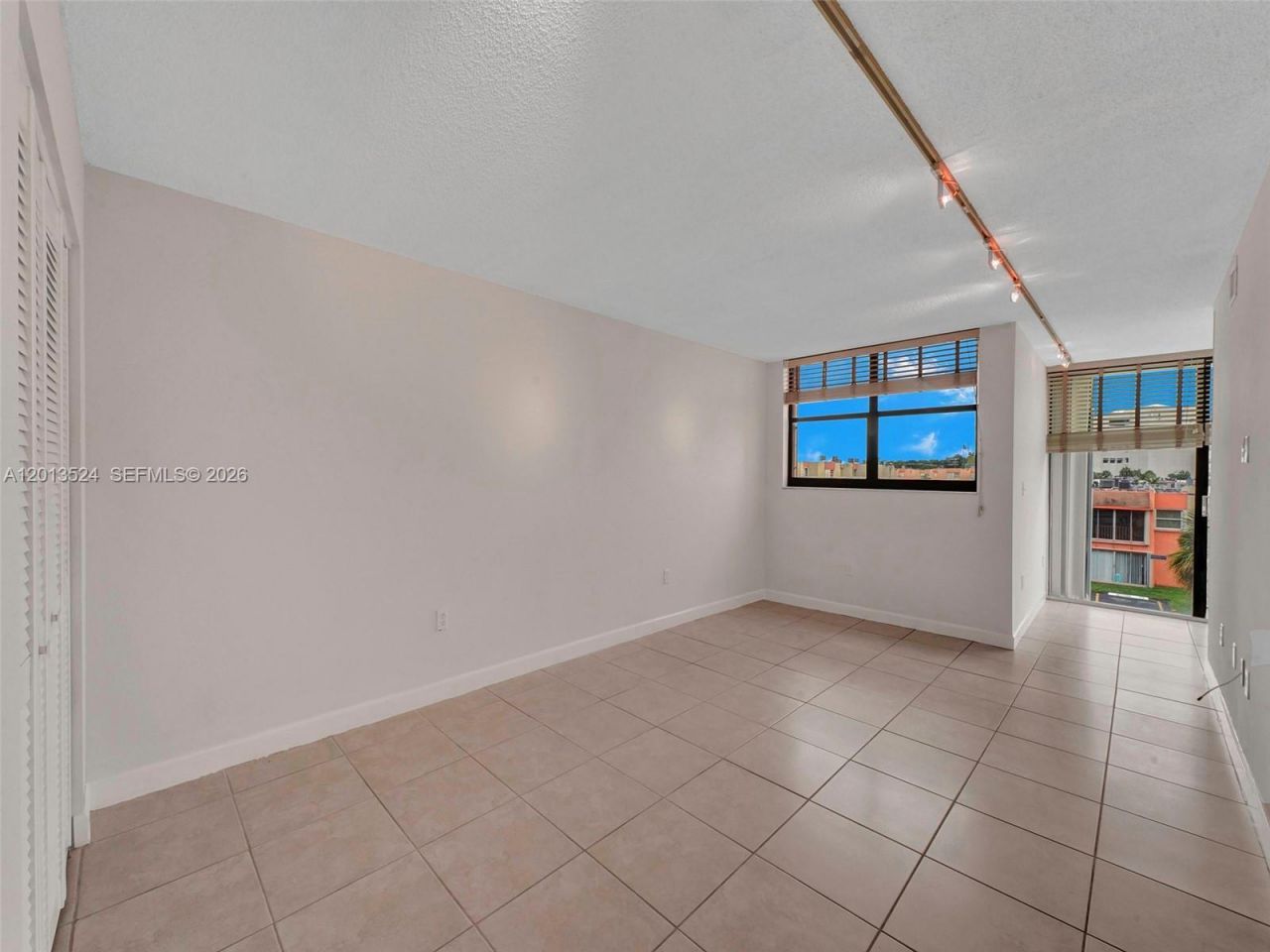 9420 W Flagler St , Unit 312, Miami, FL 33174 Photo