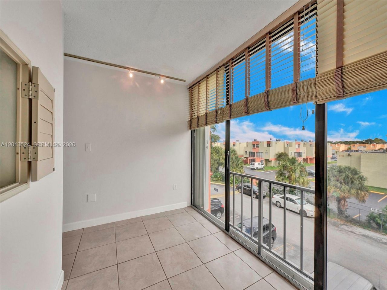 9420 W Flagler St , Unit 312, Miami, FL 33174 Photo