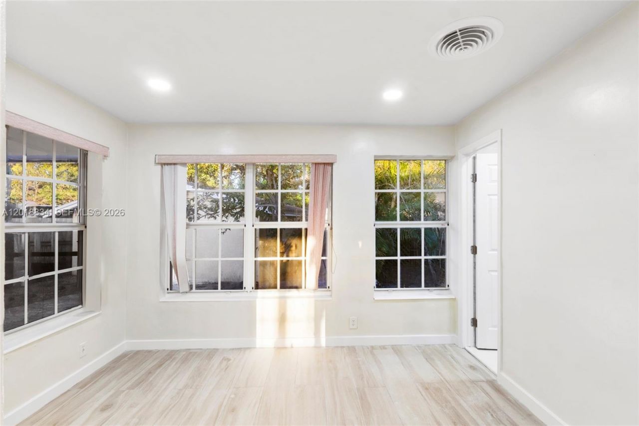 3017 Bahama Dr, Miramar, FL 33023 Photo