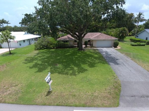 3634 Lowson Blvd , Delray Beach, FL 33445