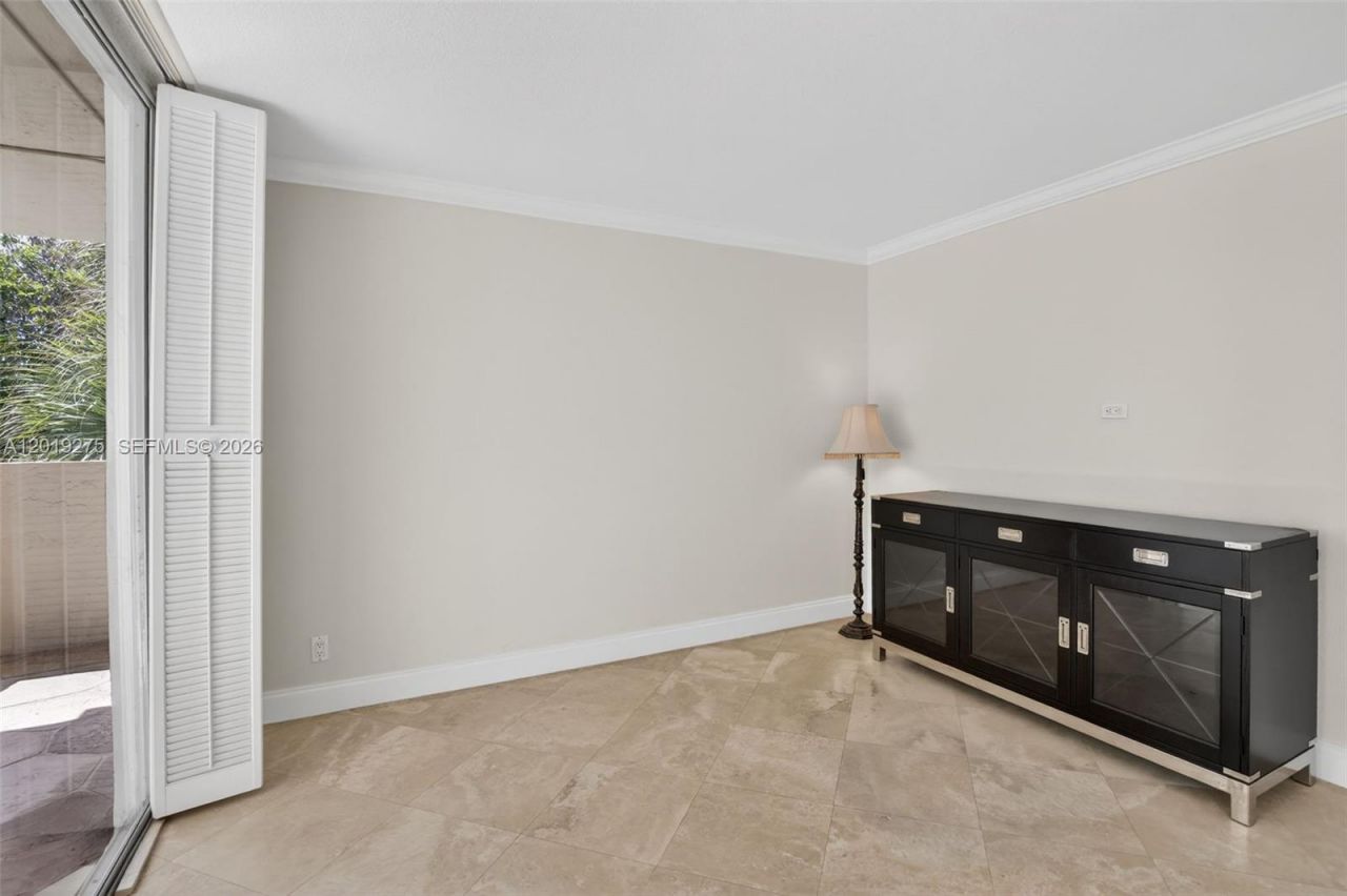 7041 Environ Blvd, Unit 327, Lauderhill, FL 33319 Photo
