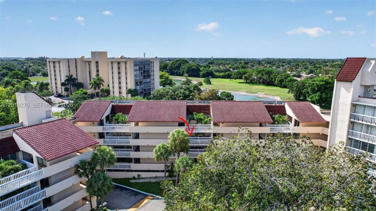 7041 Environ Blvd, Unit 327, Lauderhill, FL 33319 Photo