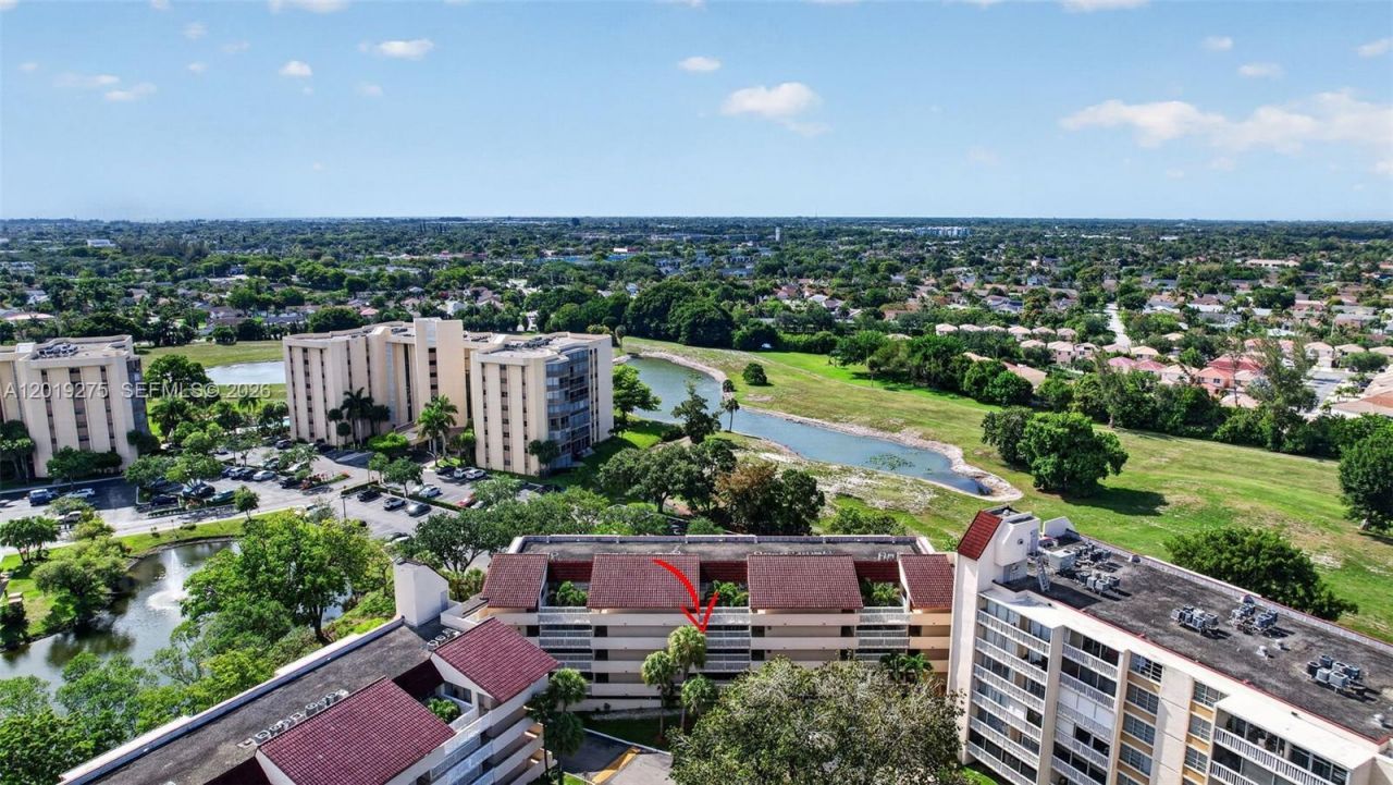 7041 Environ Blvd, Unit 327, Lauderhill, FL 33319 Photo