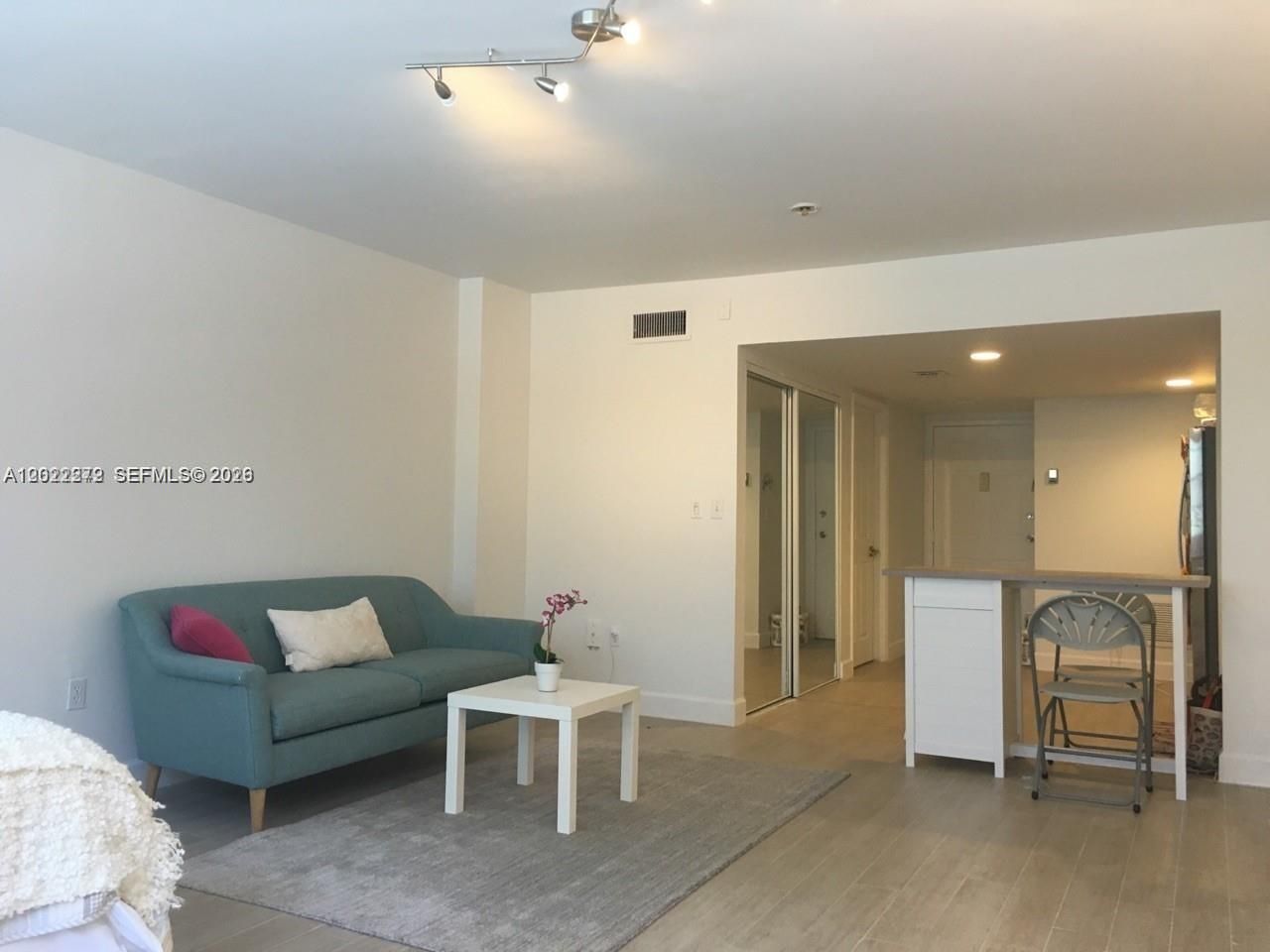999 Brickell Bay Dr , Unit 209, Miami, FL 33131 Photo