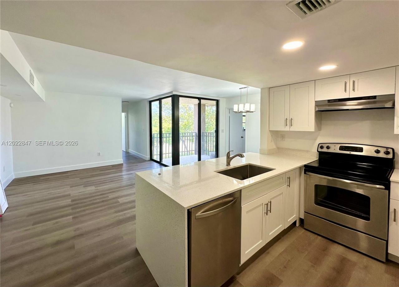 3561 SW 117 Ave, Unit 7-408, Miami, FL 33175 Photo